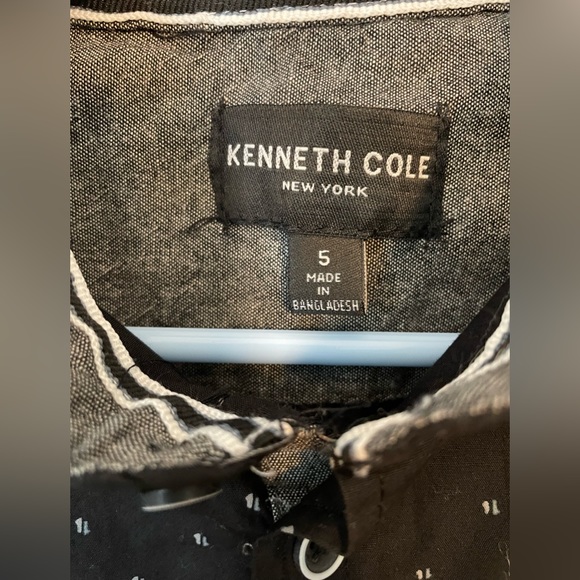 Kenneth Cole New York Boy Size 5 Short Sleeve Button Down - Picture 2 of 3